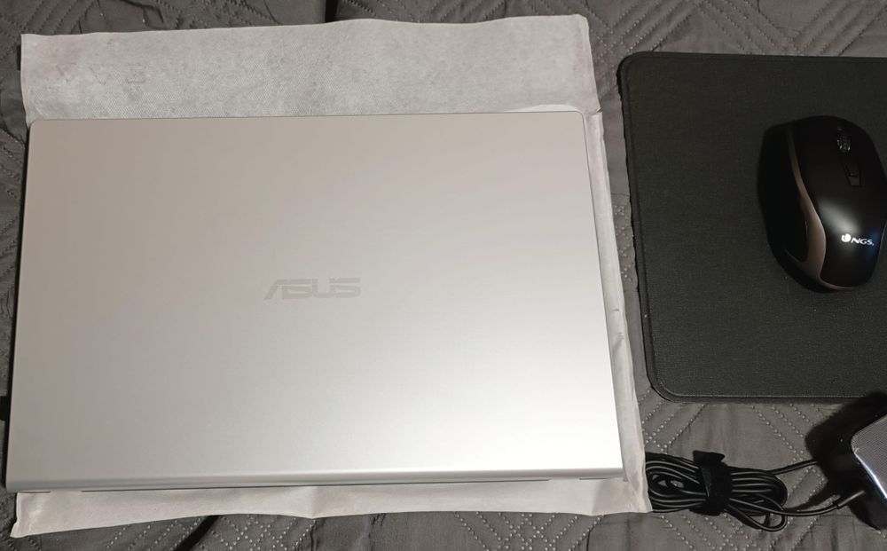 Asus Core i5 Notebook64738748163075124