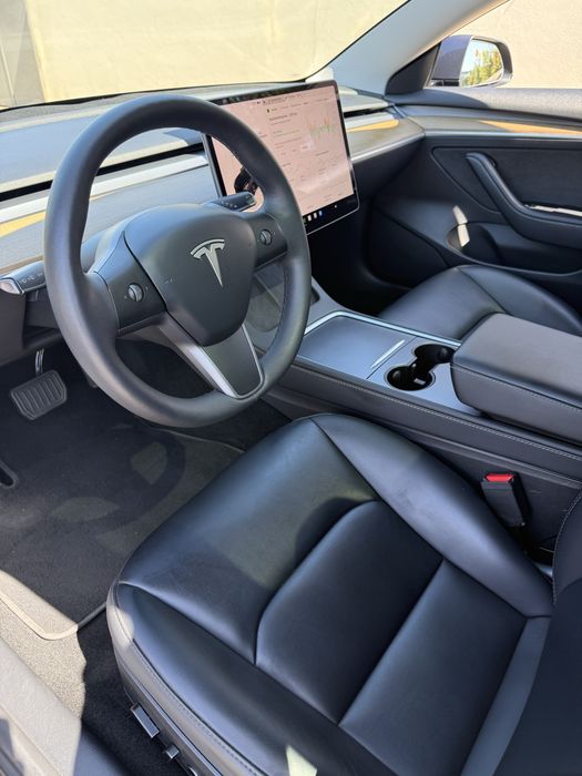 Tesla model3 long range tracçao traseira