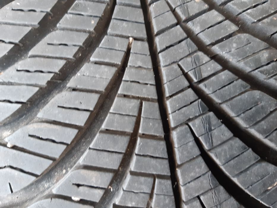 Całoroczne 175/65R14 Good Year 7mm Montaż