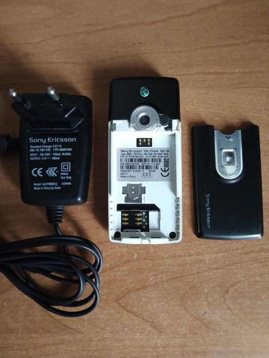Sony Ericsson T630 Sony Ericsson W810