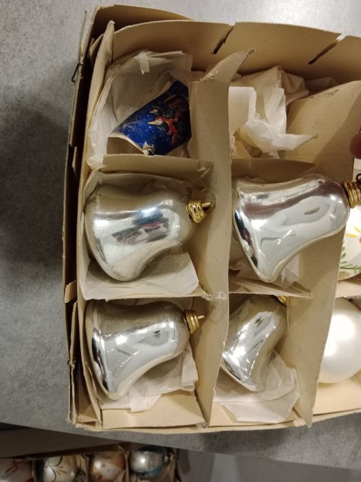 Bombki dzwonki czasy PRL