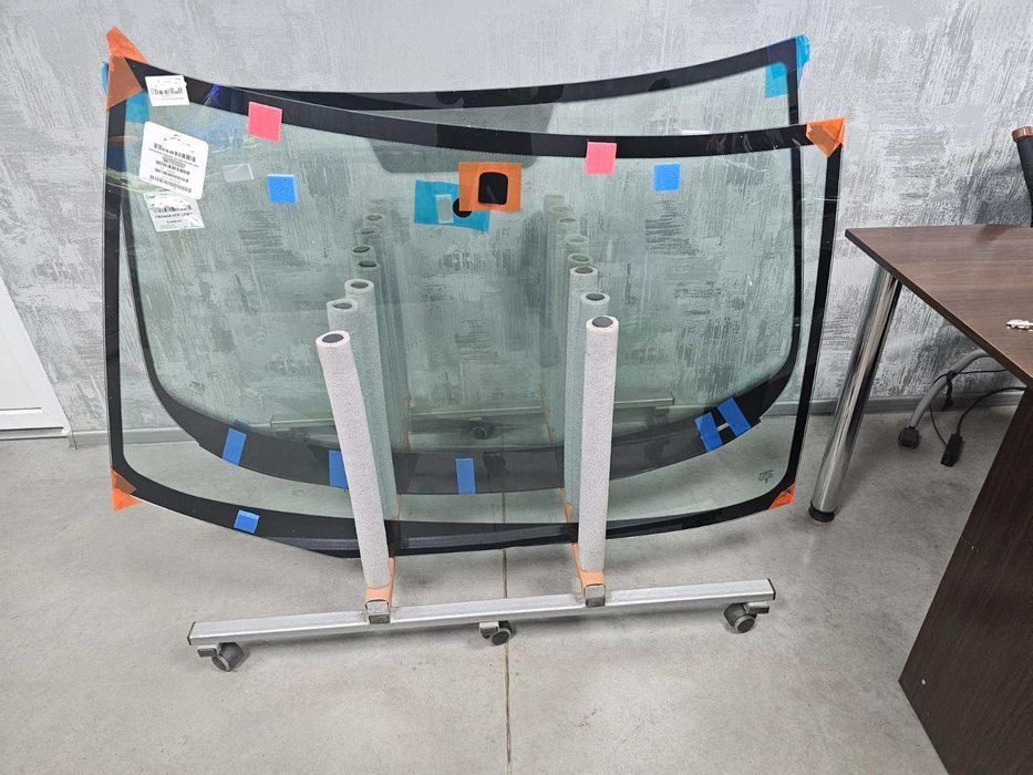 Лобовое стекло  автоскло Mitsubishi lancer 9,X Мітсубісі Лансер 9, X