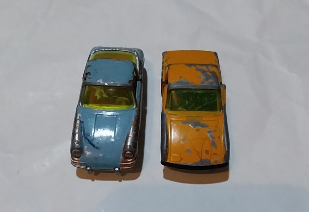 2 miniaturas antigas Siku