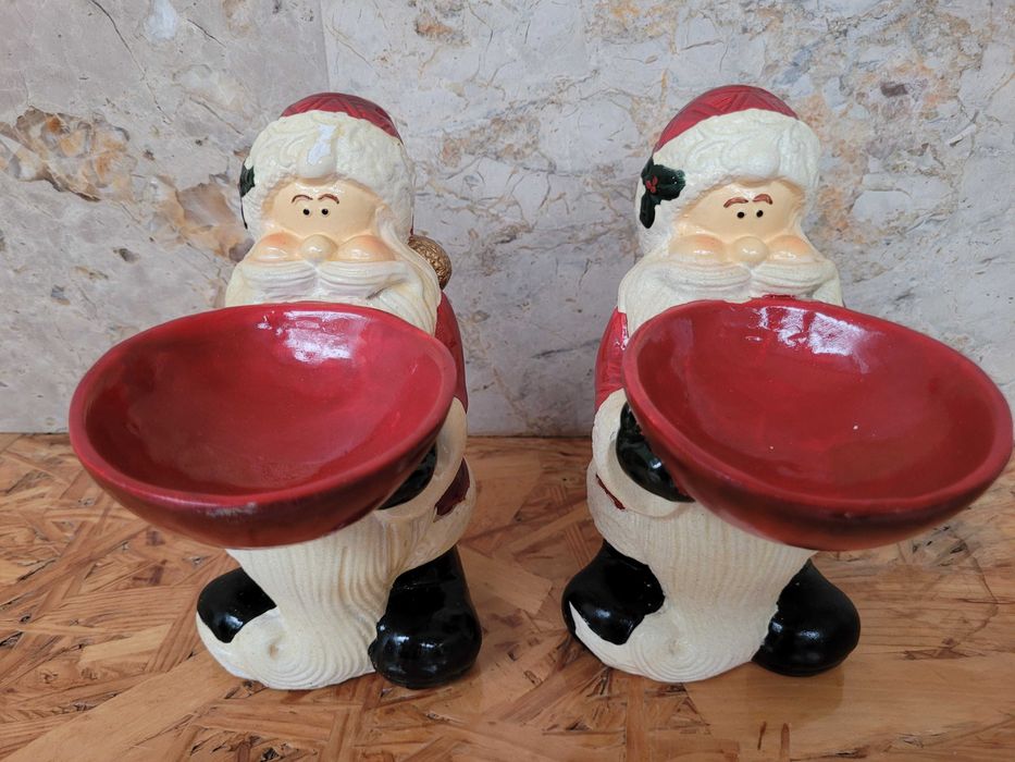 Conjunto de Pai Natal em cerâmica com base para velas, bom bons, etc.