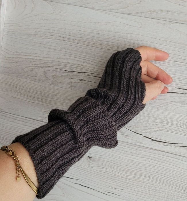 Ciepłe długie mitenki ściągaczowe szare