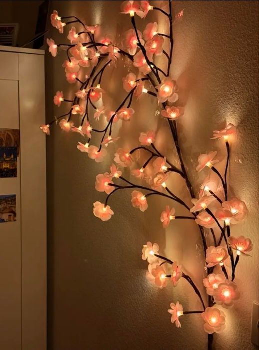 Гнучка світлодіодна гілка сакури  72 LED / 72 квітки