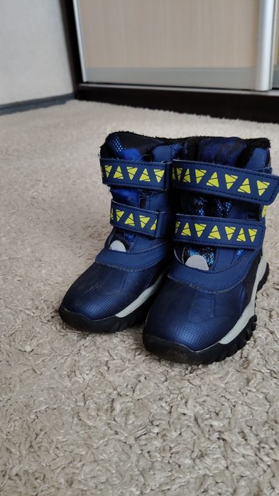 Зимові ботинки на хлопчика 28