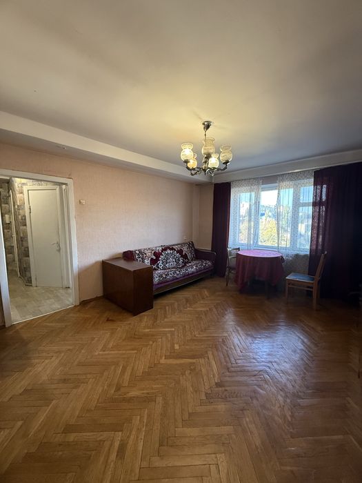 Берестейський пр-кт 18 , м Політехнічний інстирут Продаж  3к , Держпрограми Без %
