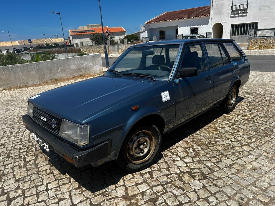 Toyota Corolla KE70, 1985, 4K, RWD