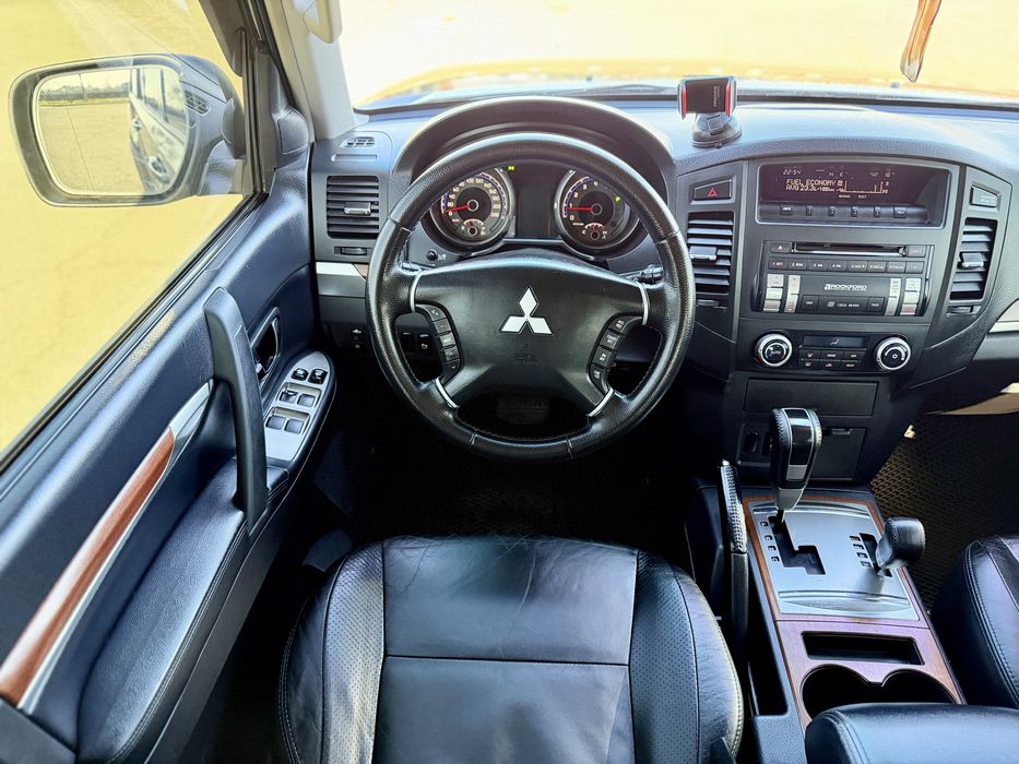 Mitsubishi Pajero Wagom 2008г, 3,2 Дизель Автомат Максимал!