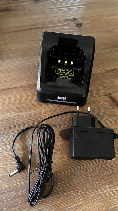 Ładowarka Radiotelefonu VHF ENTEL - nowa