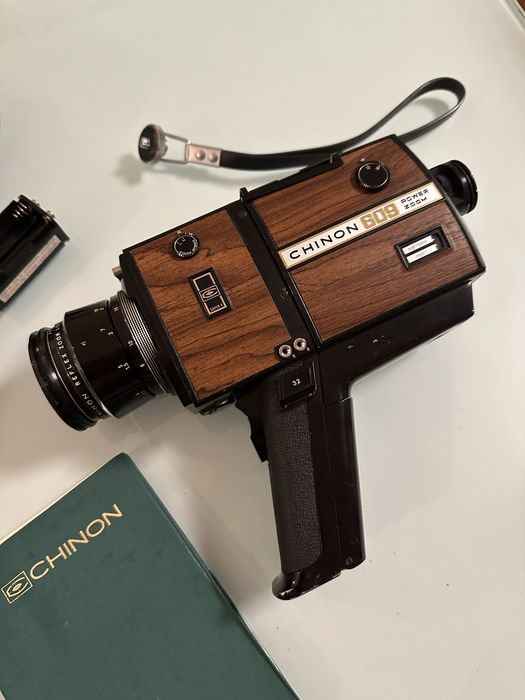 Conjunto de máquinas fotográficas antigas