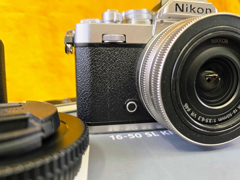 !СТАН НОВОГО! Nikon Z fc з кіт-об'єктивом 16-50mm VR -- 1275 кадрів --