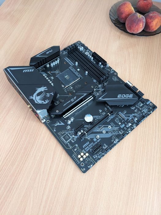 Материнська плата MSI MPG B550 GAMING EDGE WIFI (AM4)