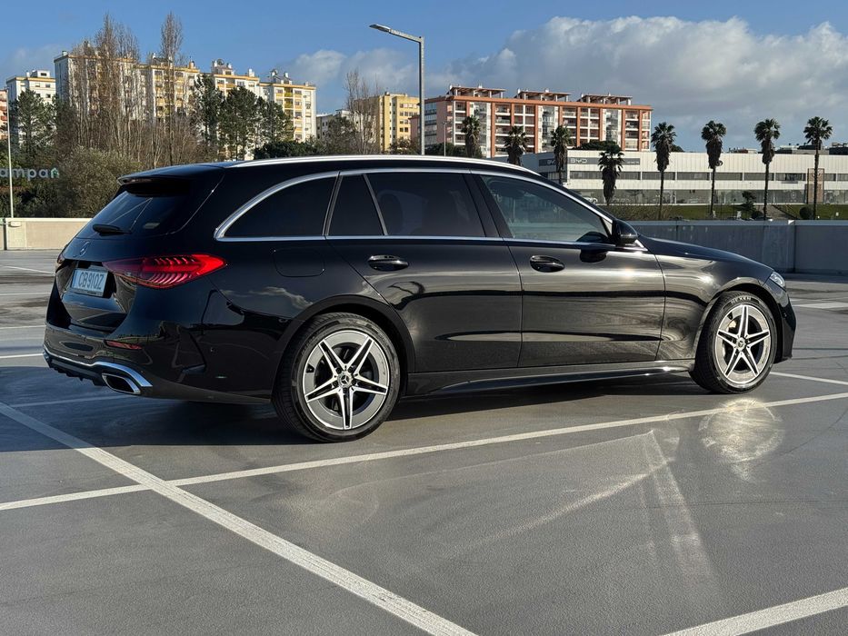 Mercedes-Benz C300e AMG • Garantia Oficial + 2 Anos • Autonomia de 110km em elétrico