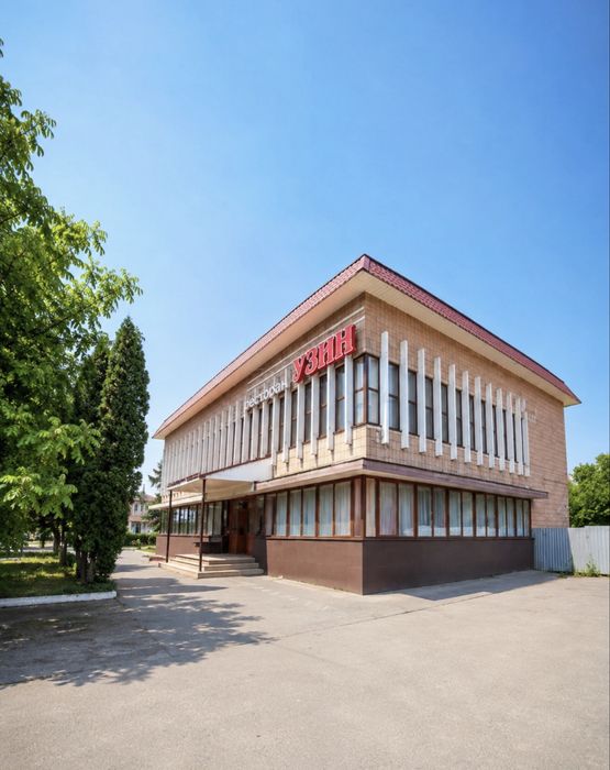 Здається приміщення в центрі м.Узин