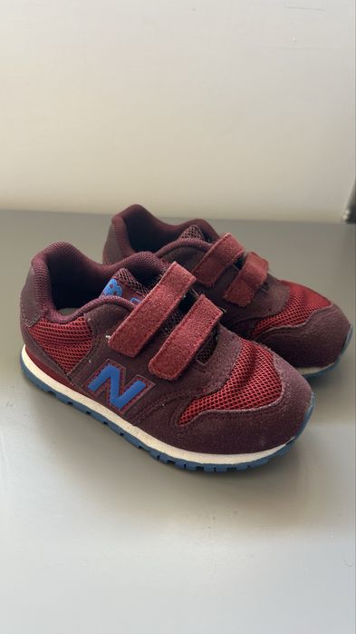 Sapatilhas New Balance (tamanho 23)