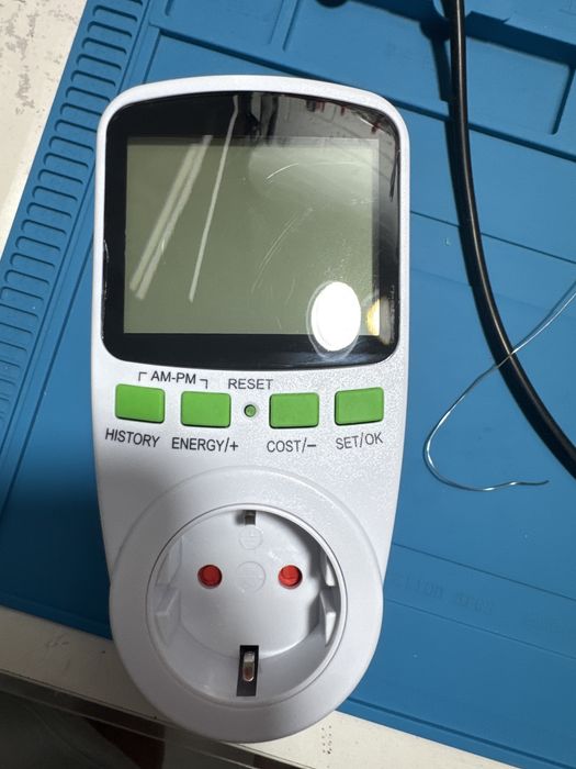 Цифровий ваттметр, енергометр, з дисплеєм. Axacam, 16А, 220В