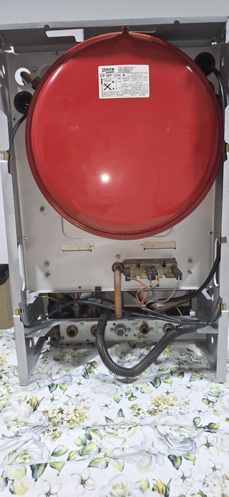 Caldeira roca ventilada
