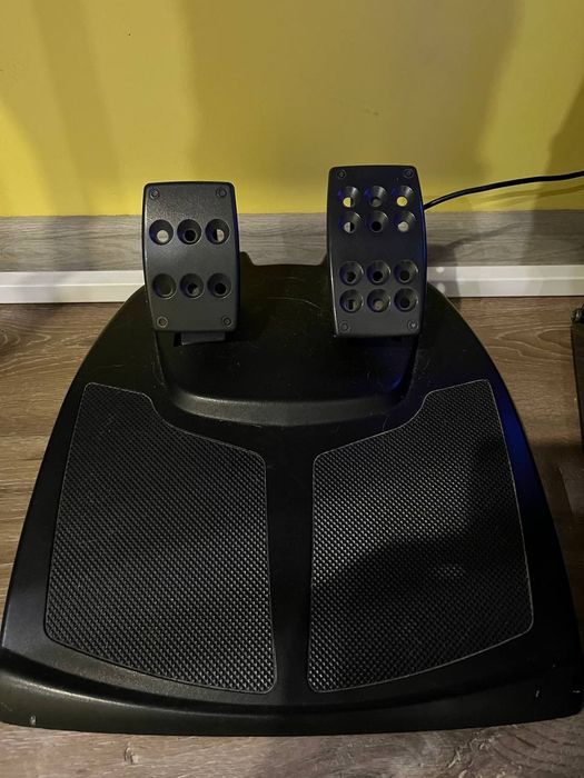 Logitech momo 900: 4 000 грн. - Аксесуари Житомир на Olx