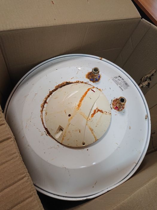 Водонагреватель на запчасти или под восстановление