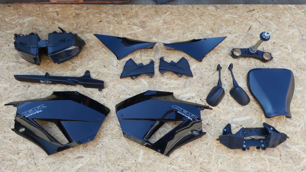 CBR600rr Stelaz rama mocowanie uchwyt set ucho ramie podnozek PC40