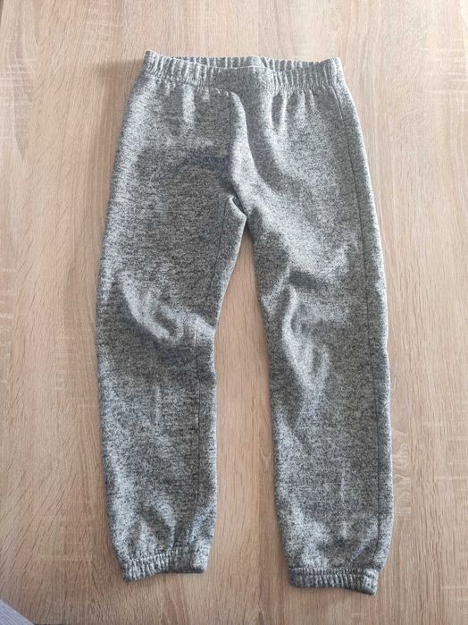 104/110 Spodnie chłopięce dresowe