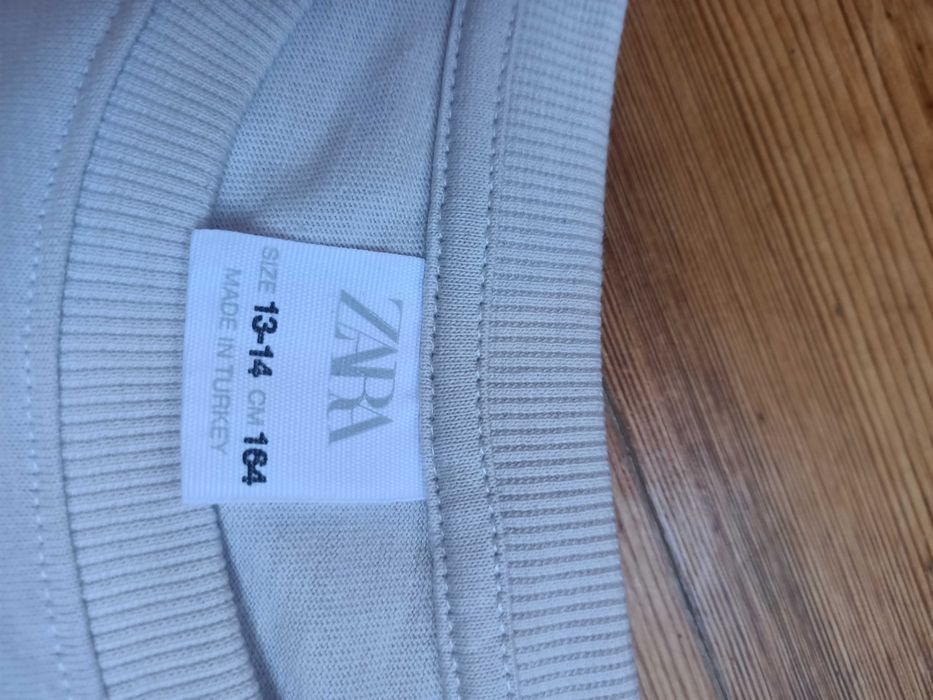 Bluzka dziewczęca firmy Zara