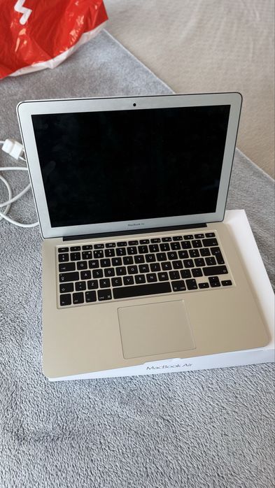 Portátil Macbook Air 13