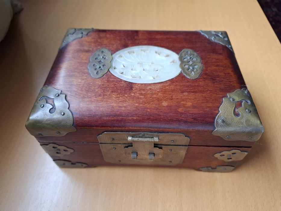 Guarda jóias chinês