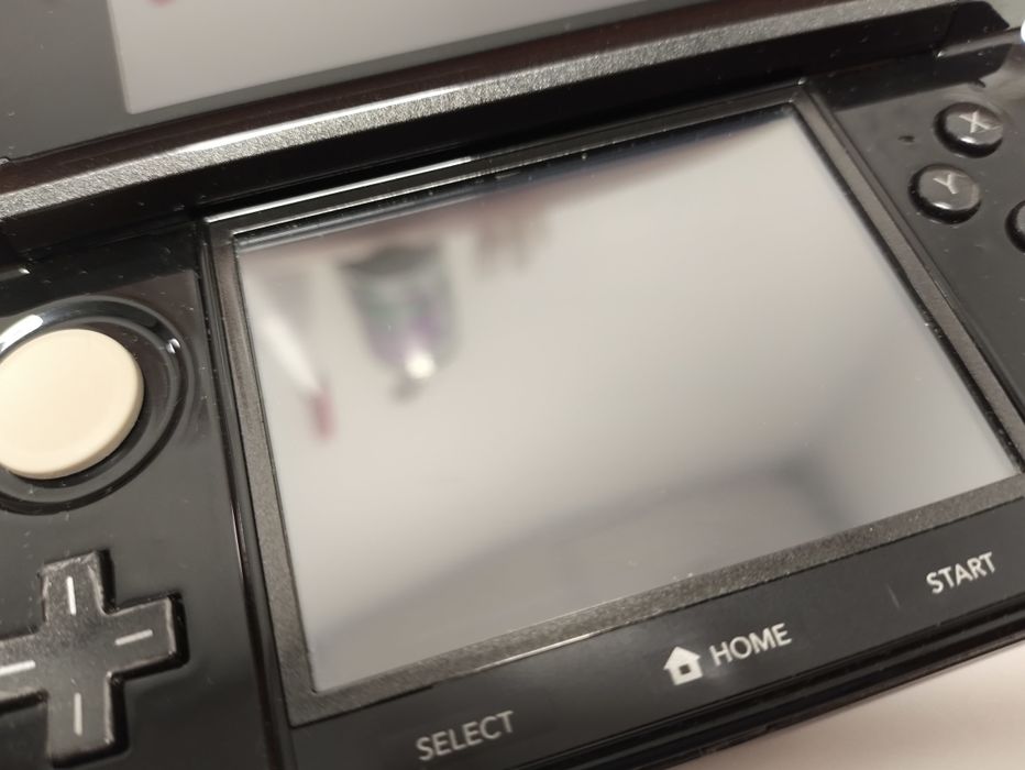 Nintendo 3DS LUMA + kabel USB
