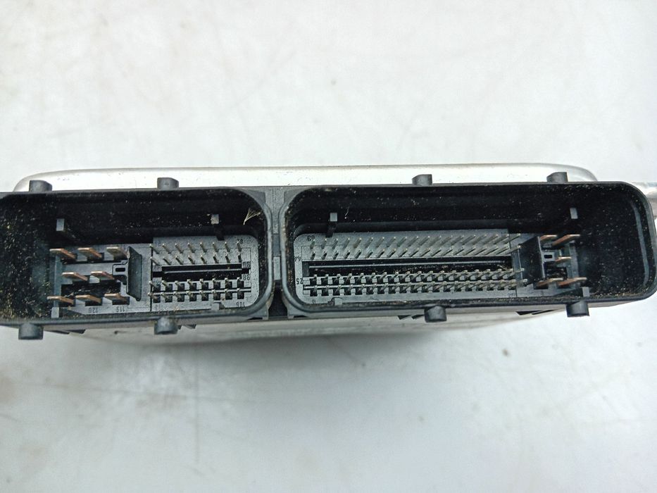 Centralina motor / ECU AUDI A4 Avant (8E5, B6)