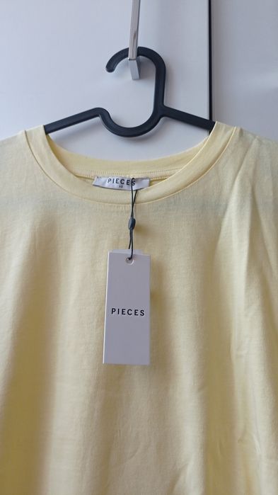 T-shirt żółty długi Pieces