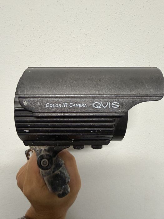 Kit 5 câmaras de vigilância — Hikvision + QVIS