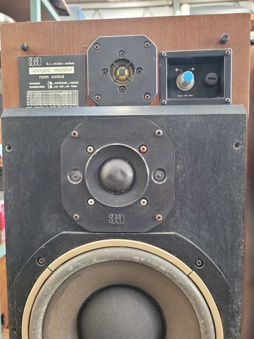 Colunas de som 3A apogée monitor