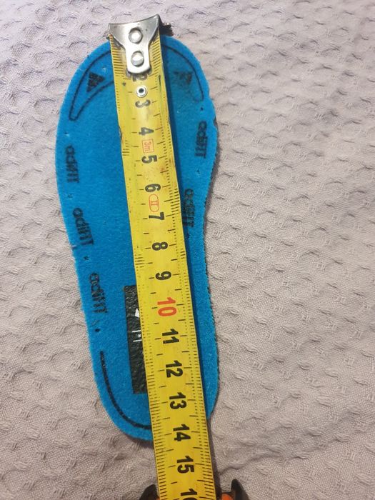 Черевики Adidas розмір 22