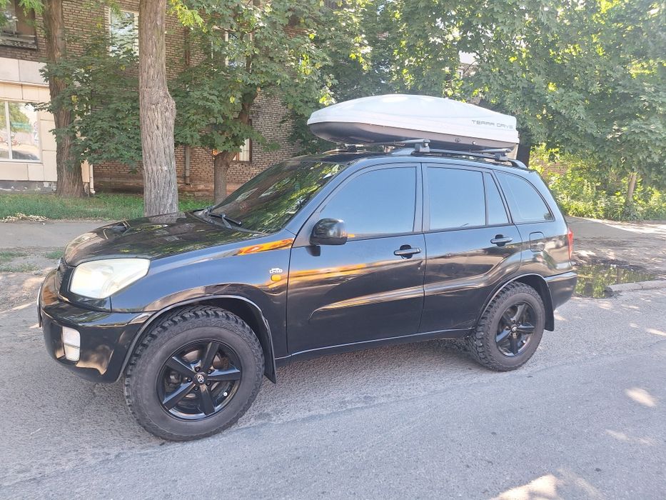 TOYOTA  RAV4 4×4  2.0 дизель