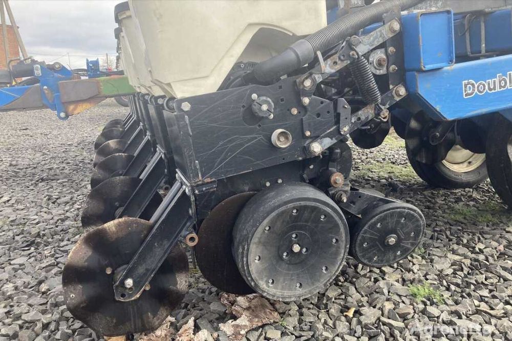 Сівалка точного висіву пневматична Kinze 3000 TWIN