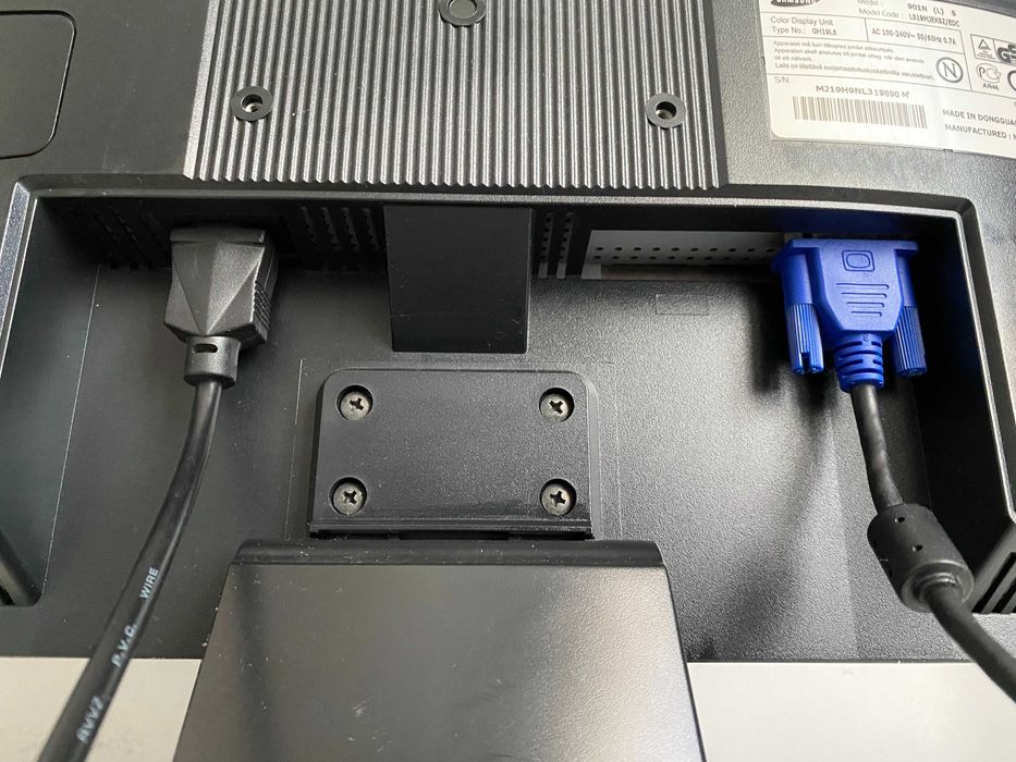 Monitor Samsung SyncMaster901n+ Adaptador HDMI+ Cabo VGA e Alimentação