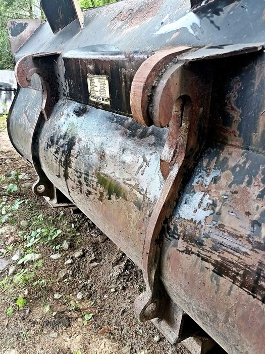 Łyżka Volvo do ładowarki – 2,30 m, mocowanie BM