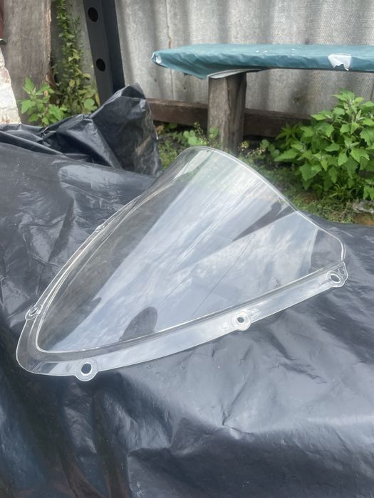 Горбатое ветровое стекло SUZUKI GSXR 600 К6-К7