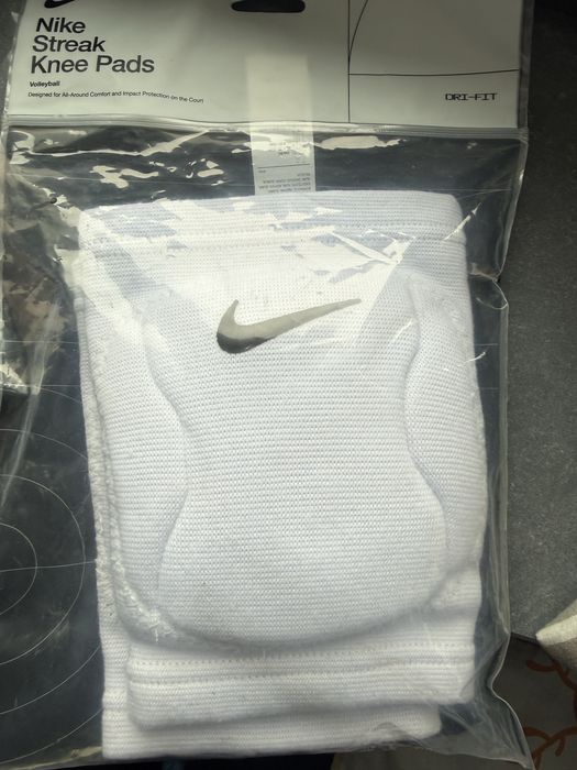 Nike Streak Volleyball Knee Pads  M/L