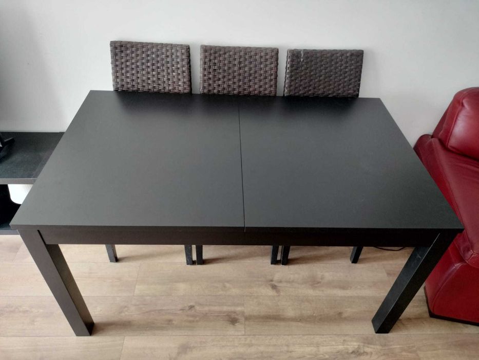 Conjunto de Mesa Extensível IKEA BJURSTA + 6 Cadeiras de Rattan / Fibra