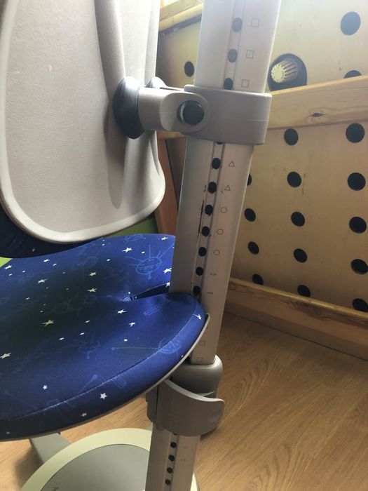 Ergonomiczne krzesło obrotowe na kółkach moll maximo forte