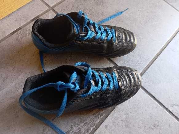 Korki chłopięce 34