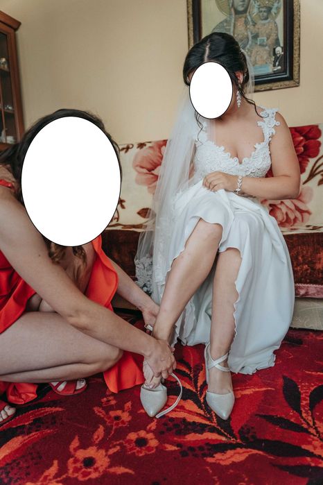 Sprzedam suknie ślubną XS - wzrost 146cm
