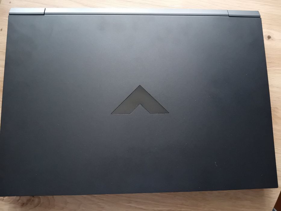 HP Victus 16-e0111 nw FHD Ryzen 5.  8GB/512 GB SSD
