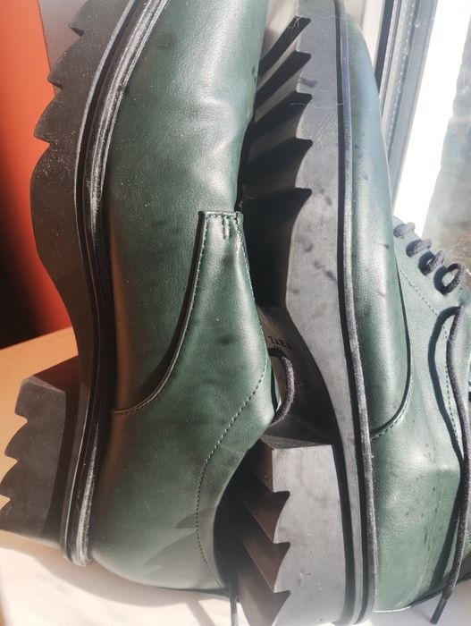 Жіночі демисезонні туфлі