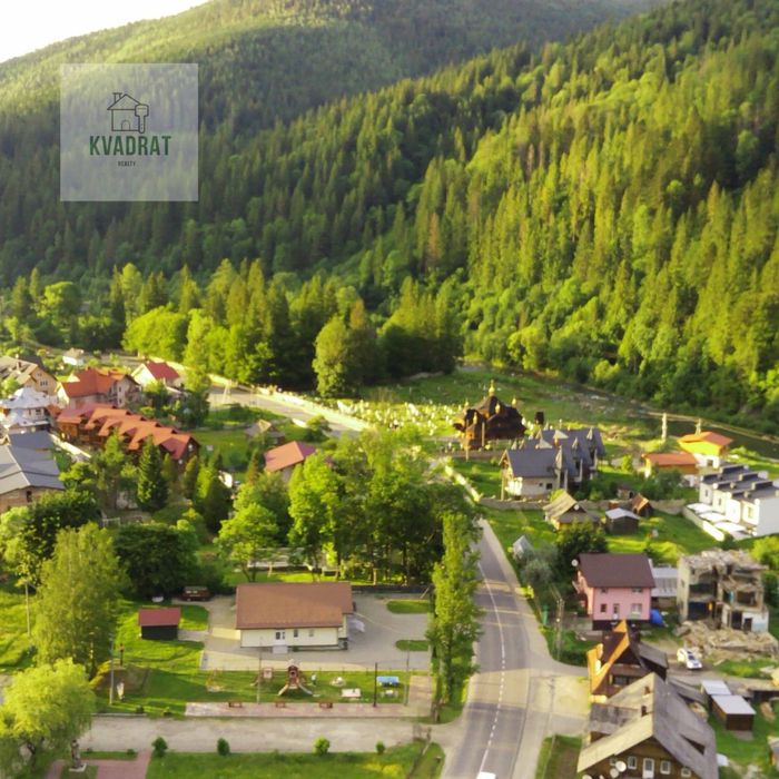 Продам готель у серці Карпат