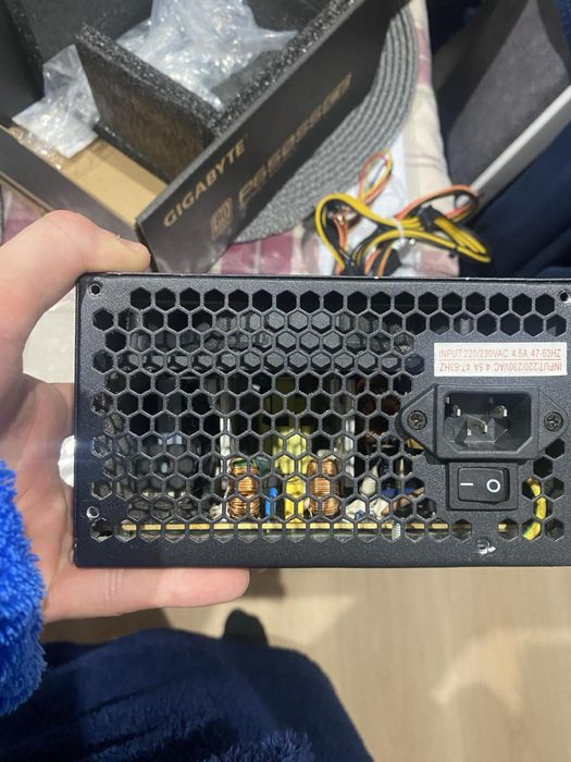 Блок живлення пк